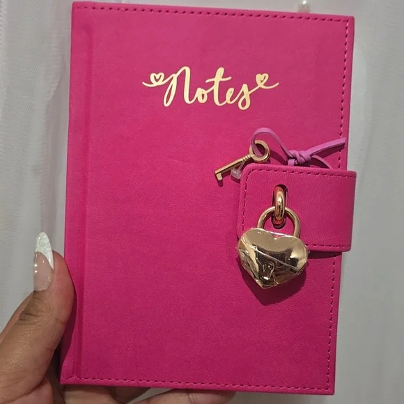 Pink Heart Lock Notebook - Picture 2 of 8